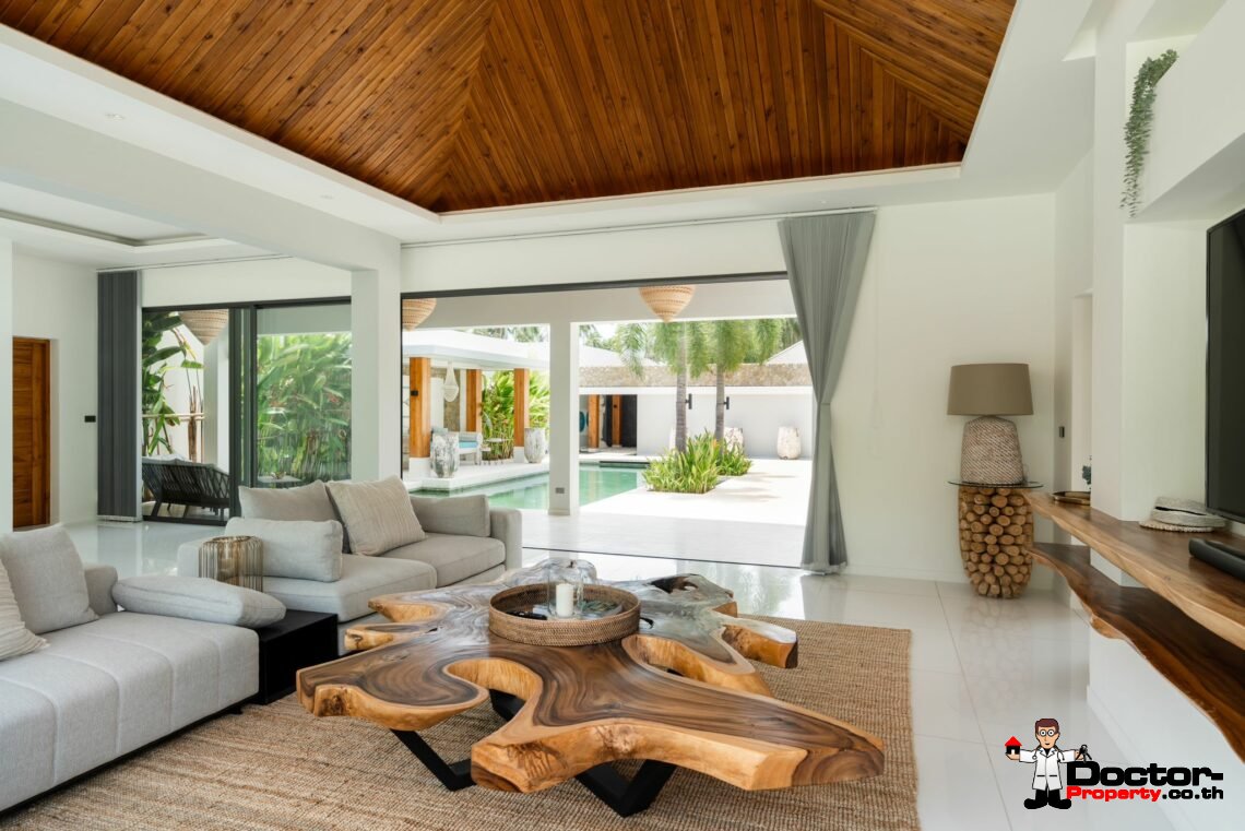 New Luxury Balinese Style Modern 3 Bedroom Pool Villa – Mea Nam, Koh Samui – For Sale